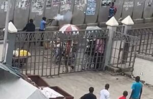 Police fire teargas to disperse traders protesting at Lagos market Police