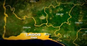 Lagos arrests 17 for illegal activities on pedestrian bridges