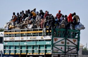 5,000 Nigerians flee to Cameroon as Boko Haram seizes Borno town Boko Haram