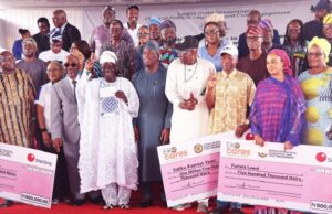 Sanwo-Olu disburses ₦460m to 1,000 Lagos residents under Eko Cares