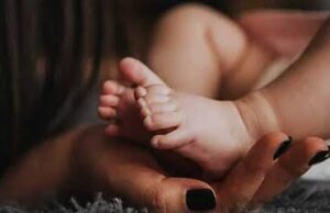 Man sells sister’s one-month-old baby for N2m to fund mother’s burial