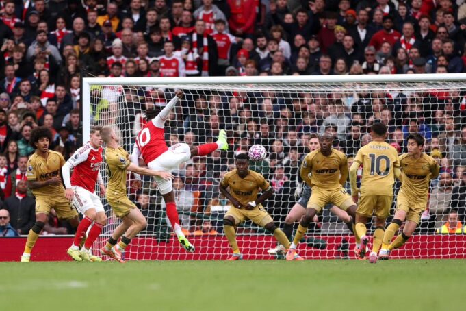 EPL: Arsenal beat Crystal Palace to go 4 points clear as Aston Villa defeat Man City Arsenal