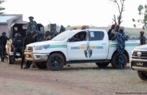 Police, military launch manhunt for abducted Niger schoolchildren