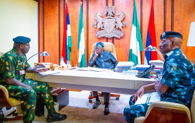 Tinubu meets security chiefs in Aso Rock Tinubu