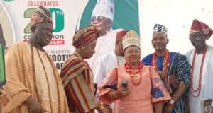 Alake installs Dr. Samuel Oluwadairo as new Ogboye of Egbaland