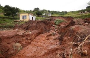 Many missing as landslide kills 13 in Kenya Landslide