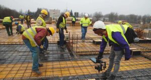 UK govt raises minimum wage to $16.67/hr Wage
