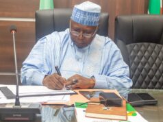 ‘Political puppets’: PDP threatens legal action against defected Rivers lawmakers PDP