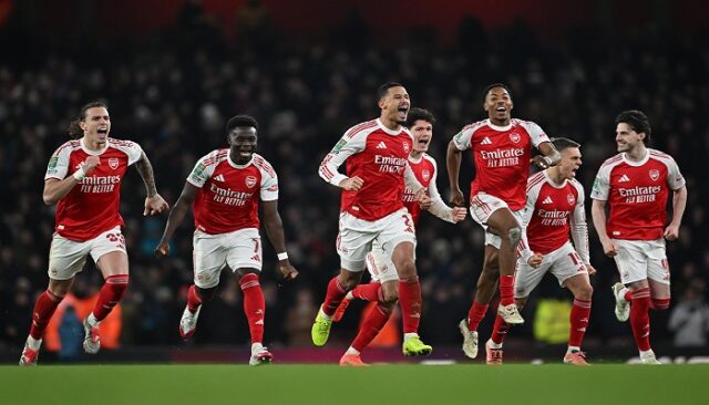 Carabao Cup: Arsenal beat Crystal Palace to set up semi-final clash with Chelsea Carabao Cup