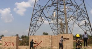 TCN demolishes illegal structures along Ugwuaji–Makurdi transmission line in Enugu