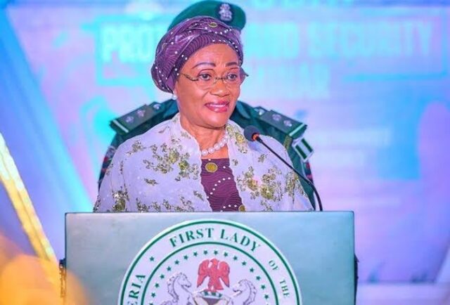 First Lady donates N100m, launches Christmas food distribution in Kaduna