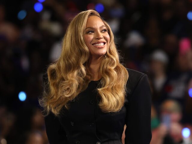 Forbes declares Beyonce fifth billionaire musician Beyonce