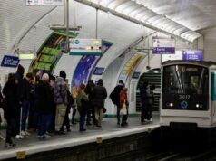 Malian stabs 3 women at Paris train stations Paris