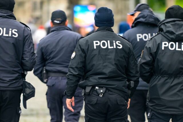 Police arrest 115 IS members plotting attacks in Turkey Police
