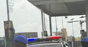 Tinubu to ministers: Obtain presidential clearance for police escorts Police