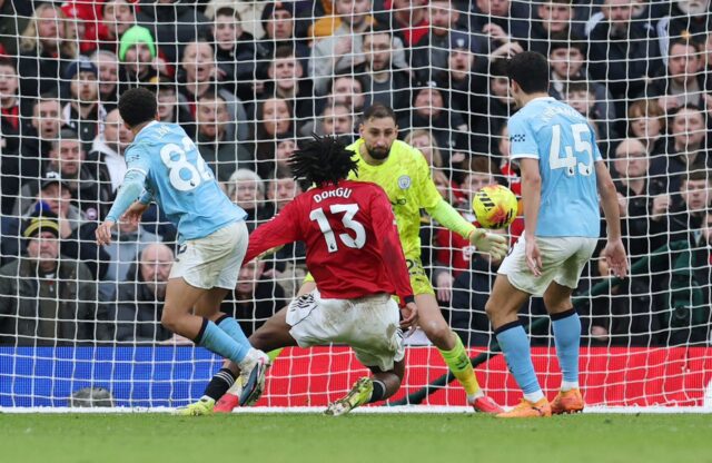 EPL: Man United whip Man City as Carrick enjoys perfect start City