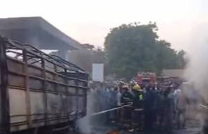 Fire razes vehicles, power house at Oyo filling station