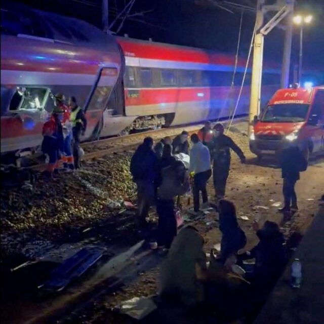 Spain high-speed train collision death toll rises to 39 Train, Spain