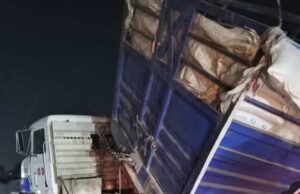 Workers, motorists stranded over Lagos-Ibadan expressway accident Lagos