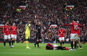 EPL: Man United beat 10-man Tottenham to extend winning run Tottenham
