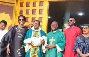 2Baba, Natasha dedicate first child in church 2Baba