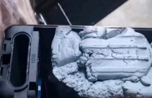 Man opens 50,000mAh power bank, finds putty inside instead of battery