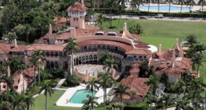 US Secret Service kills gunman trying to access Trump’s residence Secret service