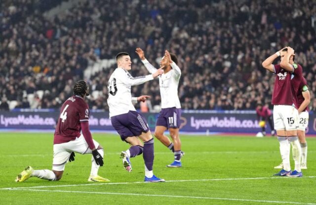 EPL: West Ham end Man United’s winning run as Tottenham sink to 16th West Ham