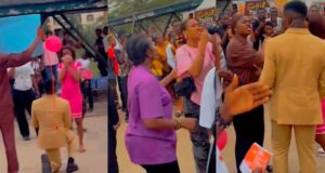 Drama as girlfriend interrupts boyfriend’s Valentine’s Day proposal to another lady