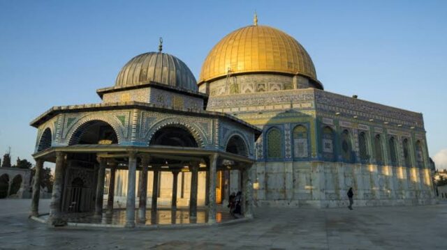 Muslim nations condemn Israel over Al-Aqsa Mosque closure during Ramadan