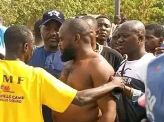 Bank customer snatches rifle, fires at robbers in Niger