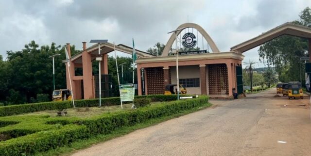 EFCC arrests 6 students, 24 others, clears Kwara Poly of involvement EFCC