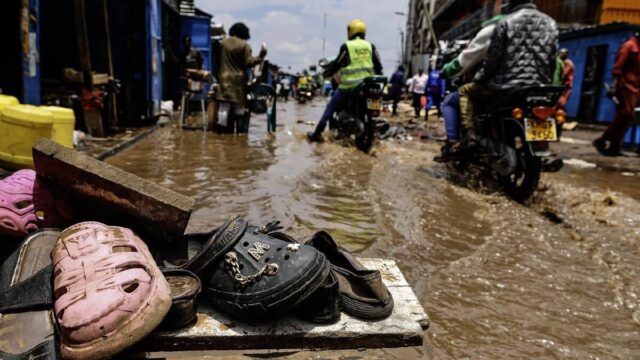 Kenya flood death toll rises to 42 Kenya