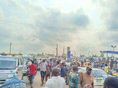 Insecurity: Motorists stranded as residents protest, block Ondo highway Residents
