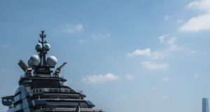 How US, Iran allowed $500m Russian superyacht to cross Hormuz — Report Superyacht