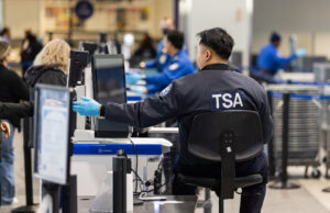 Trump to sack 9,400 TSA workers, cut $1.5bn from budget Trump
