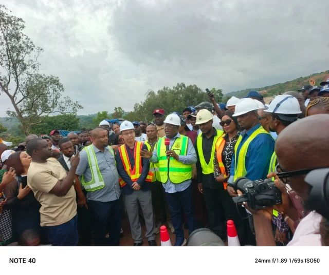 FG opens Enugu–Onitsha expressway ahead of Easter