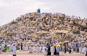 Arafat: Kaduna pilgrims pray for peace, end to insecurity in Nigeria