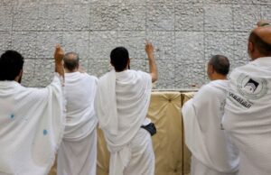 Hajj pilgrims stone devil in final ritual Hajj