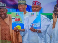 Ganduje hands Gov Yusuf governorship forms as Kano APC backs Tinubu
