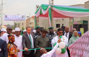 Tinubu commissions Mabushi roads, hails Wike’s performance