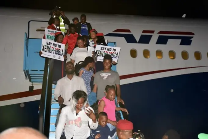Nigerian-returnees-from-South-Africa18-968x645-1