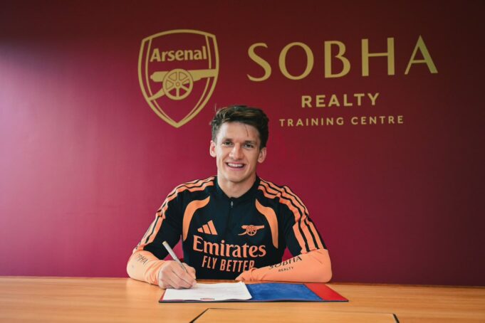 Arsenal sign Christos Tzolis from Club Brugge Tzolis