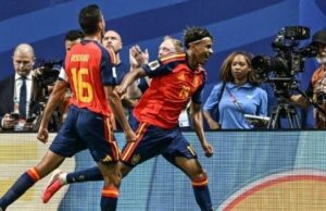 Spain beat France 2-0 to reach World Cup final