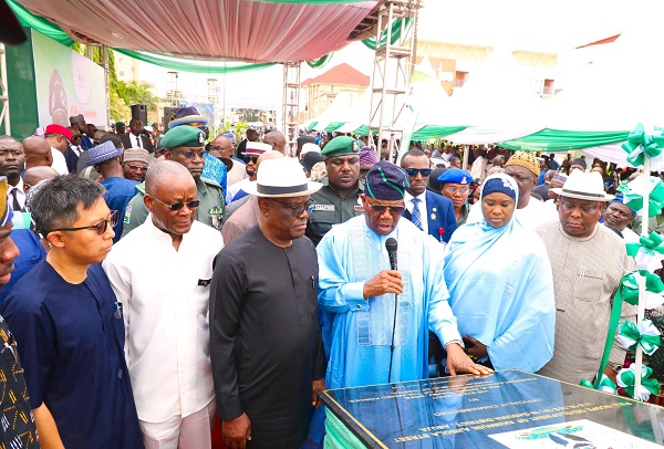 Tinubu commissioning FCT road Tinubu