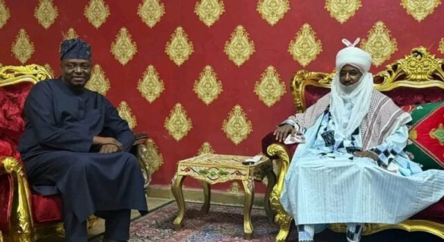 APC chairman meets Emir Sanusi in closed-door Kano visit