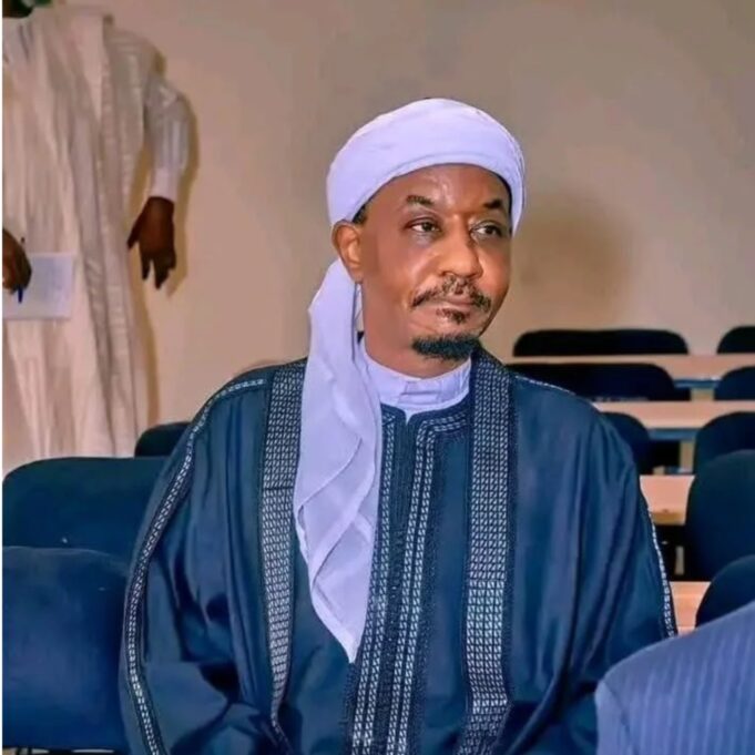 Emir-Sanusi-begins-classes-2
