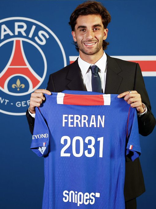 PSG sign Ferran Torres PSG