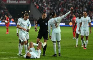 Mbappe out for weeks with knee injury Mbappe, France