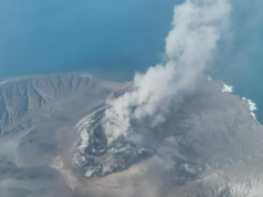 Volcanic eruption disrupts flights as 150,000 passengers stranded in Indonesia